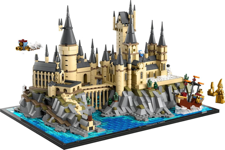 Castelul Hogwarts LEGO Harry Potter cu aripi de castel - set de colecție pentru adulți, inclusiv turnul principal și turnul astronomic, camera secretelor și minifigurina arhitectului - cadou pentru femei - 76419