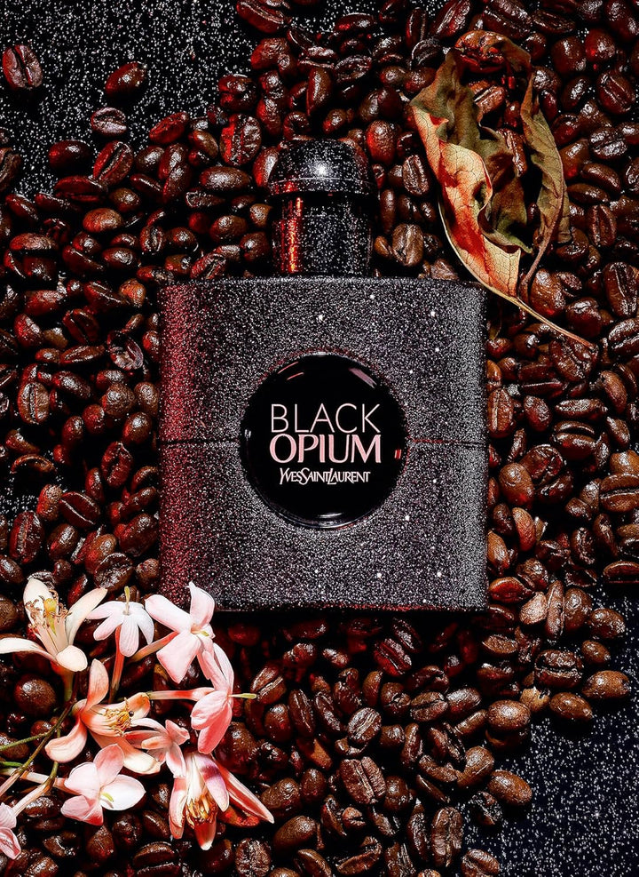Apa de parfum Yves Saint Laurent Black Opium Extreme 90 ML