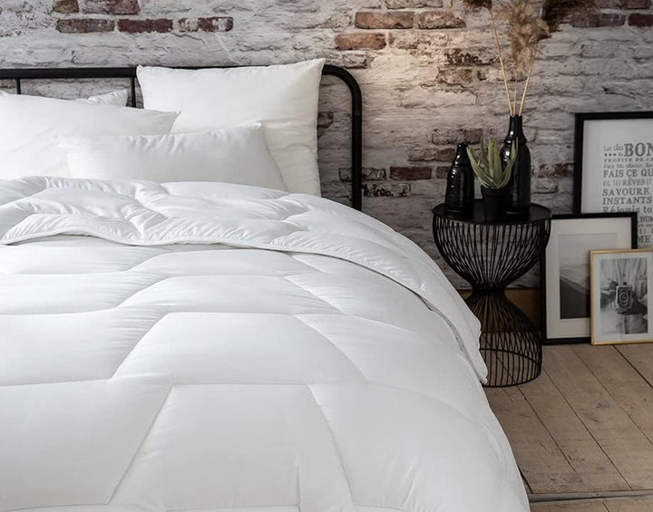 Abeil Husă de plapumă Acaristop cu efect împotriva acarienilor și antibacterian, poliester, alb, 220 X 240 cm Plapumi si pilote Naty Shop