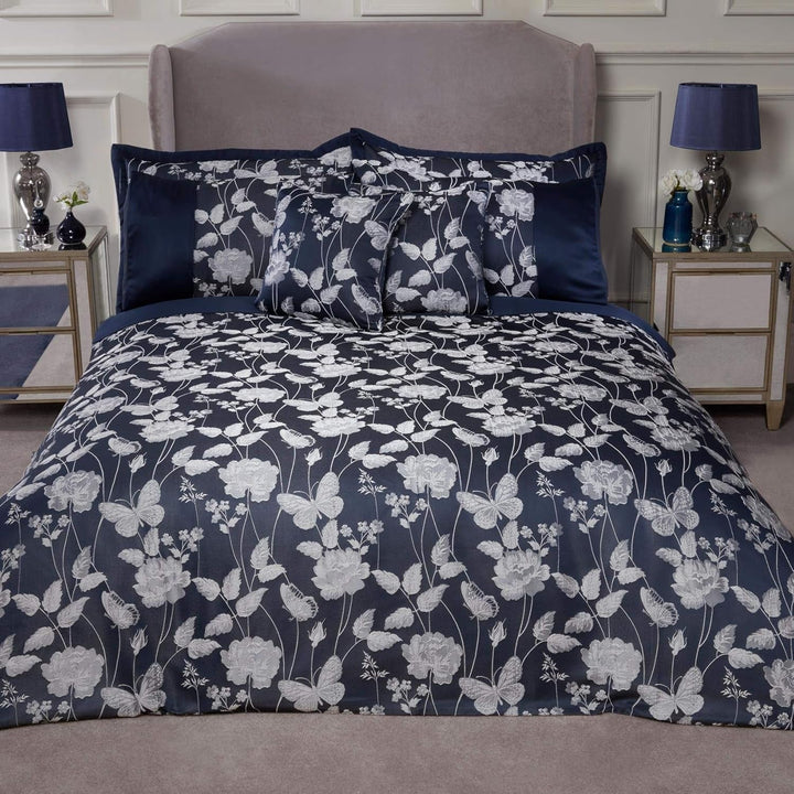 Plapumă Emma Barclay Butterfly Meadow pentru pat king-size, 100% poliester, culoare crem