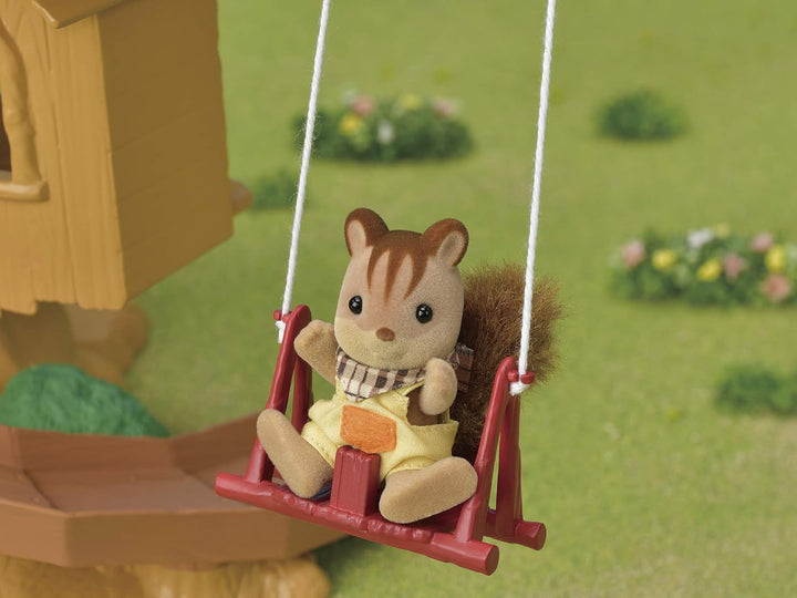 Sylvanian Families 5494 Adventure Tree House - Set de joacă pentru casa de păpuși