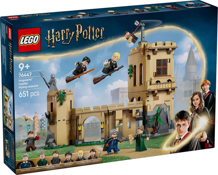 Castelul Hogwarts LEGO Harry Potter: Lecții de zbor, set de joacă de aventură cu 6 minifigurine de colecționat, inclusiv Draco Malfoy și profesorul Mcgonagall, set de joacă de rol pentru băieți și fete de la 9 ani 76447