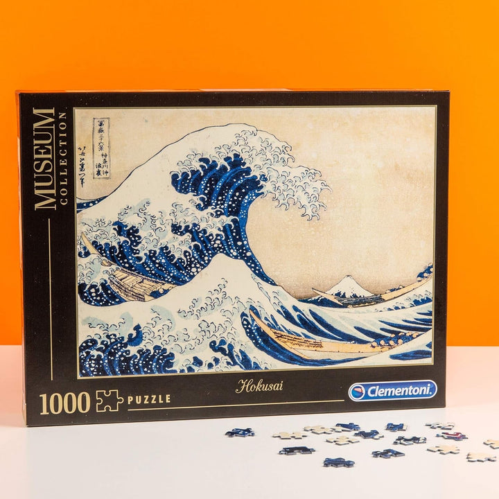 Clementoni 39378 Hokusai - Marele val - Puzzle 1000 piese, Colecție muzeu, Joc de îndemânare pentru întreaga familie, Joc de întindere colorat, Puzzle pentru adulți de la 14 ani