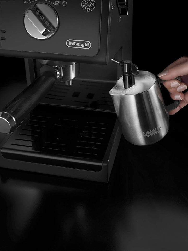De'Longhi ECP 31.21 - Espresso portafilter machine, Espresso machine with aluminium finish, Incl. manual milk frothing nozzle, With hot water function, Suitable for ESE pods, 1.1 L water tank, Black