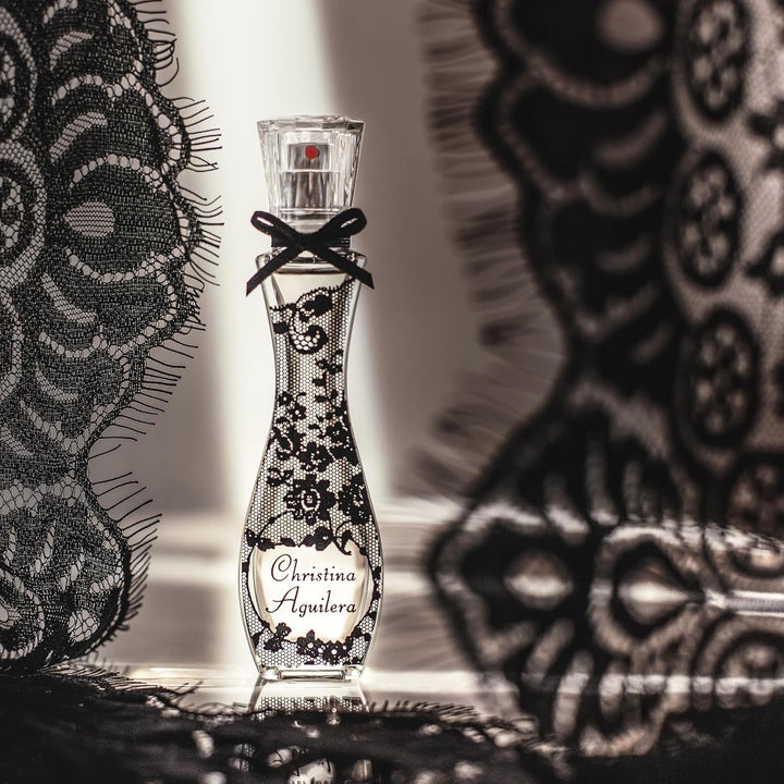 Christina Aguilera - Signature, Parfum de damă, Floral și Oriental, Cu note de iasomie, bujor și vanilie, Aromă exotică, dulceață și senzualitate, Parfum pentru femei - 30 ml